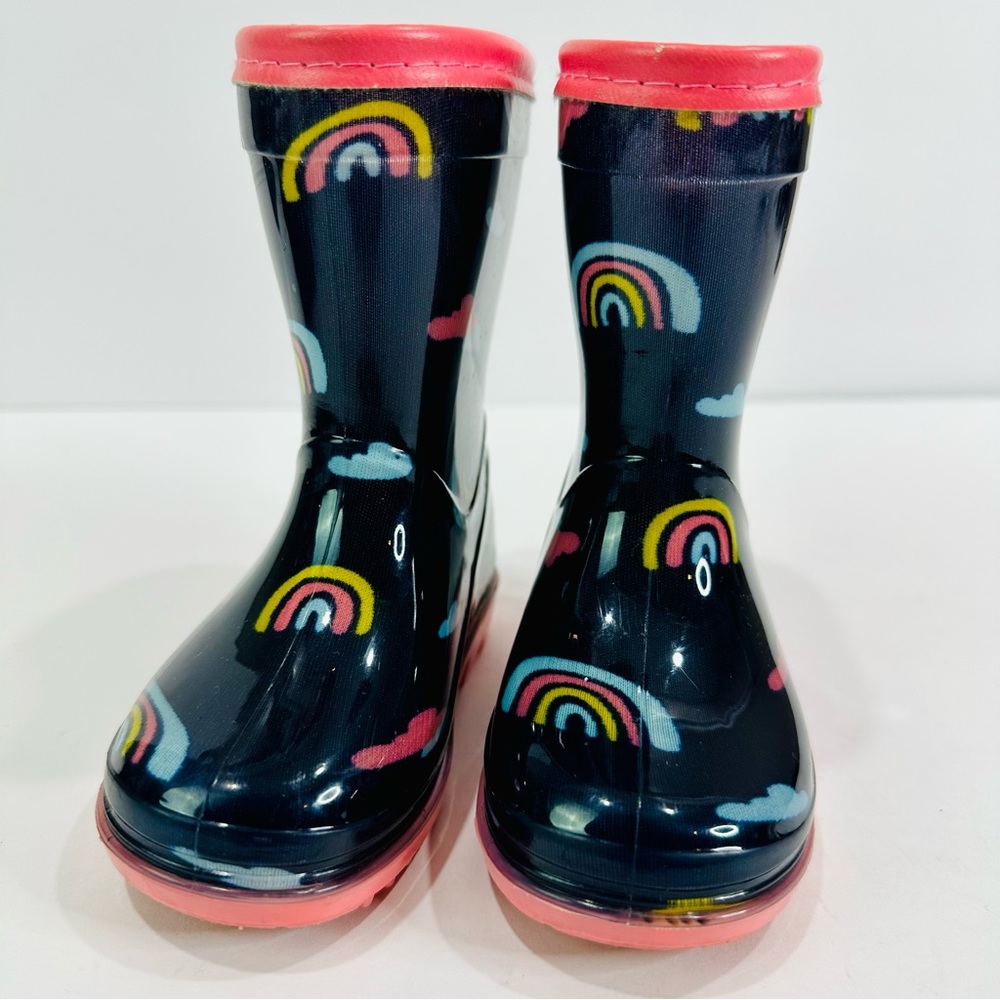 🩷 CARTER’S SIZE 4M RAINBOOTS GREAT CONDITION RAINBOW 🌈 CLOUDS DESIGN NAVY BLUE - Picture 8 of 11